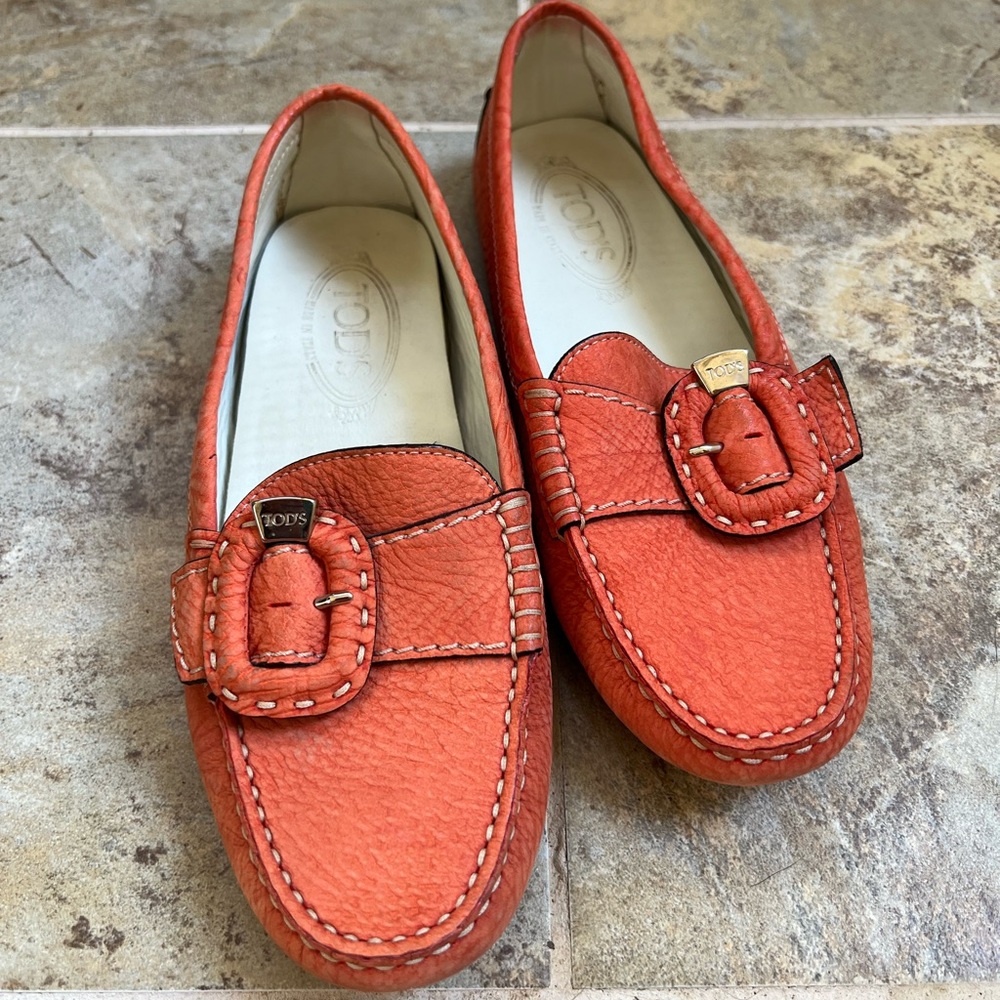 Tod’s City Gommino Driving Shoes in Leather